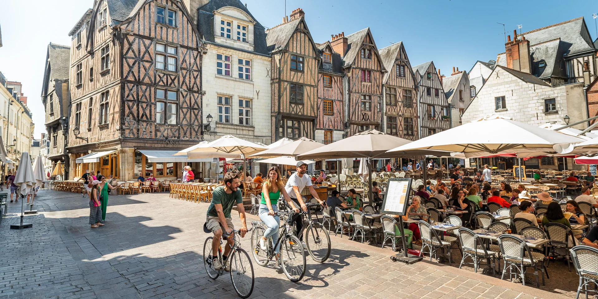 Campuses in Tours Campuses in Tours