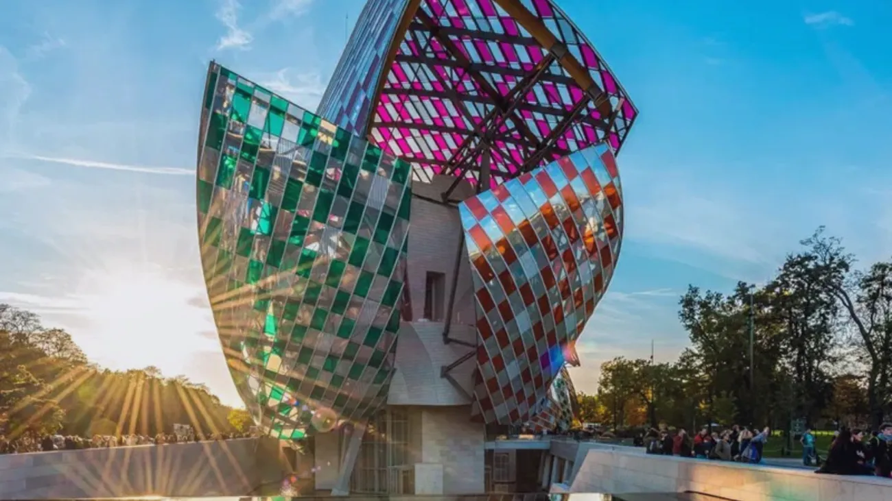 Luis Vuitton museum GGE